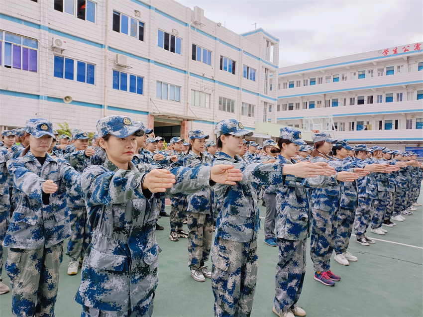 東莞青華模具實訓